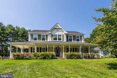 25200 Woodfield School Rd Gaithersburg, MD 20882