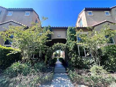 415 W Linden Dr Orange, CA 92865