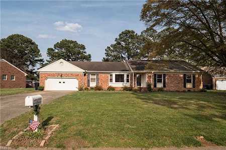 622 Chandler Harper Dr Portsmouth, VA 23701