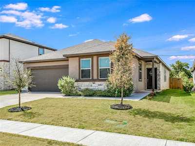 601 Platinum LN Liberty Hill, TX 78642