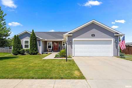 1209 Saddle Brook Ln Metamora, IL 61548
