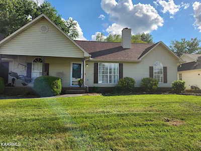 5709 Tennyson Dr Knoxville, TN 37909