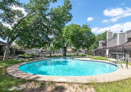 1750 Timber Ridge RD #118 Austin, TX 78741