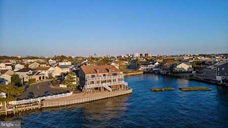 717 139th St #2 Ocean City, MD 21842