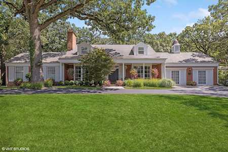 15 Brighton Ln Oak Brook, IL 60523