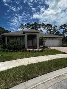 3589 Loblolly Square Vero Beach, FL 32966