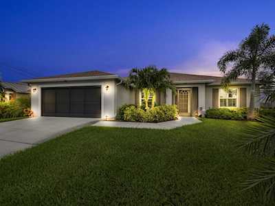 242 SW Quick Circle Port St Lucie, FL 34953