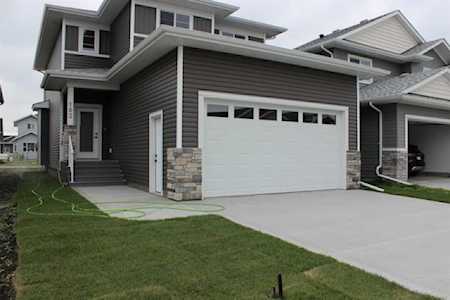 103 W Livingston Close Red Deer, AB T4R 0J9