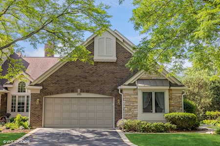888 Fountain View Dr Deerfield, IL 60015