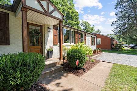 366 Fairlane Dr Nashville, TN 37211