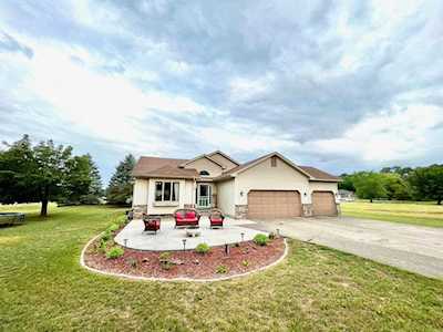 22020 Woodbine Street NW Oak Grove, MN 55303