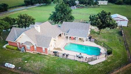 1971 Hackberry Road Van Alstyne, TX 75495