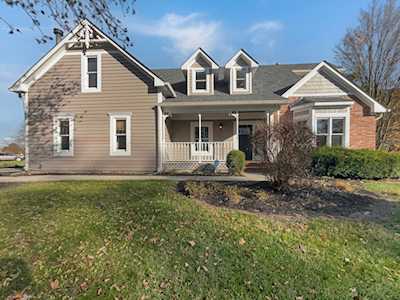 9073 Rigging Ct Indianapolis, IN 46256