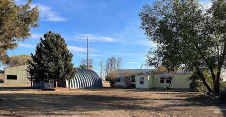 1295 E 2400 South Hagerman, ID 83332