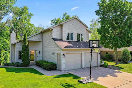 2668 Oak Park Dr Green Bay, Village of Bellevue, WI 54311