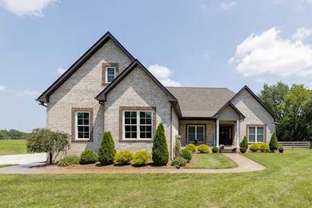 3165 Les Chappell Rd Spring Hill, TN 37174