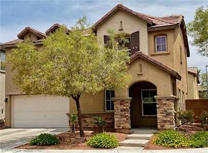 3370 Cave Primrose St Las Vegas, NV 89117