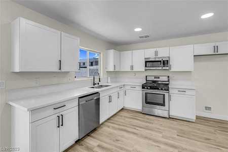 4736 Pinon Pointe Rd Las Vegas, NV 89115
