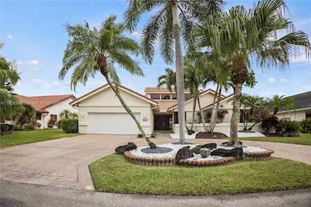 8604 NW 77th St Tamarac, FL 33321