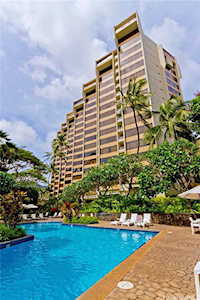 555 Hahaione Street #15G Honolulu, HI 96825