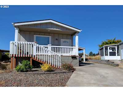 11600 SW Royal Villa DR Portland, OR 97224