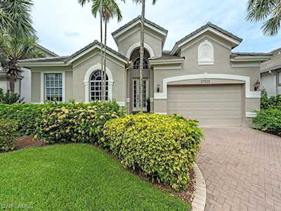 27025 S Shell Ridge Cir Bonita Springs, FL 34134