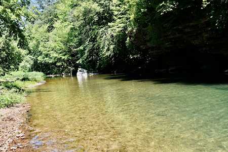 3951 Knob Creek Road Lawrenceburg, TN 38464