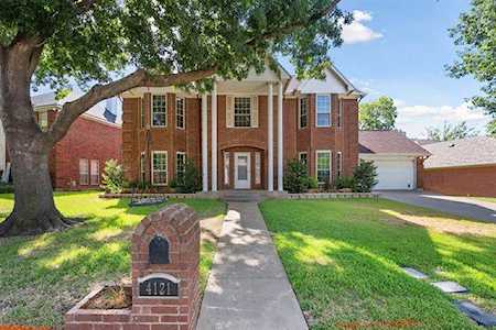 4121 Kingsferry Drive Arlington, TX 76016