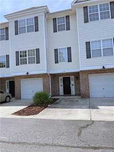 708 Sequoia Way Virginia Beach, VA 23451