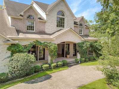 19 Philbrook Way The Woodlands, TX 77382