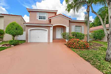6021 NW 43rd Terrace Coconut Creek, FL 33073