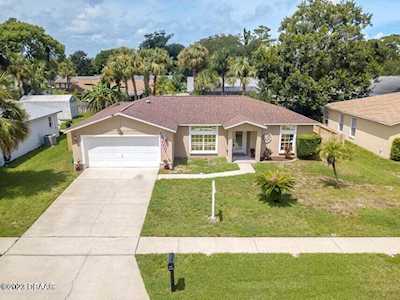2968 Windle Lane South Daytona, FL 32119