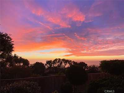 28 N Stonington Rd Laguna Beach, CA 92651