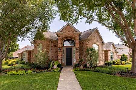 7901 Brandon Court North Richland Hills, TX 76182