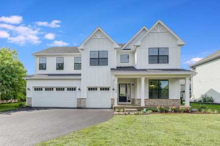 916 Gateshead Dr Naperville, IL 60564