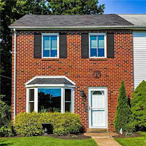 24 Eisenhower Circle Whitehall, PA 18052