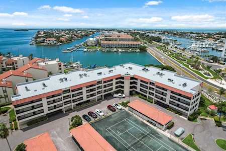 106 1st St E #311 Tierra Verde, FL 33715