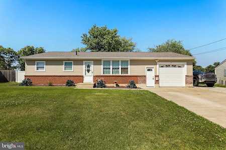 29 Jefferson Ave Marlton, NJ 08053