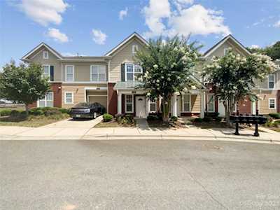 13911 Warwick Castle Way Charlotte, NC 28277