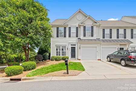 8030 Mariners Pointe Circle Denver, NC 28037