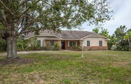 665 Gillespie St Englewood, FL 34223