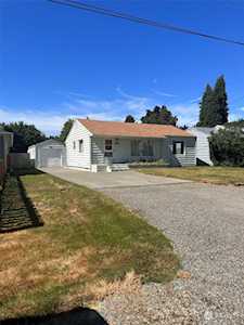 10911 57th St E Puyallup, WA 98372