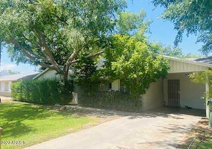 702 E Broadmor Drive Tempe, AZ 85282