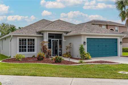 12845 Oakpointe Circle Fort Myers, FL 33912