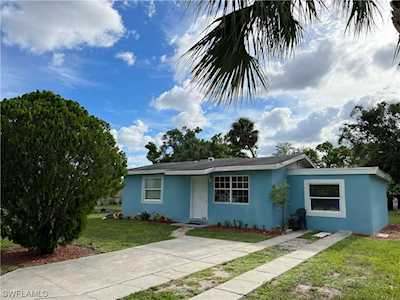 1604 Pawnee St Fort Myers, FL 33916