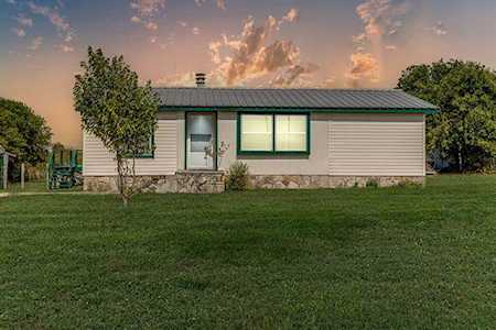 223 S Skyline Court Cresson, TX 76035
