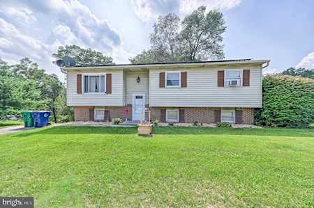 1132 Bethlynn Dr Harrisburg, PA 17112