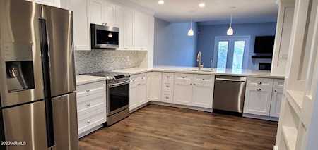 5814 N 25th Street Phoenix, AZ 85016