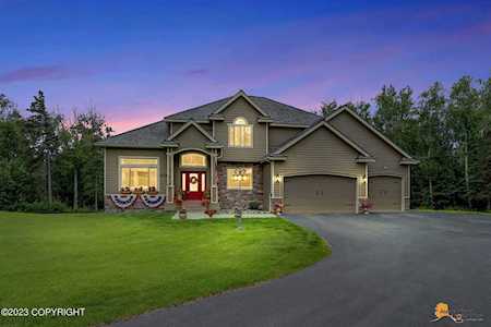 2202 S Austin Circle Palmer, AK 99645
