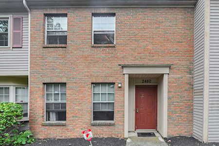 2480 Mason Village Court Columbus, OH 43232